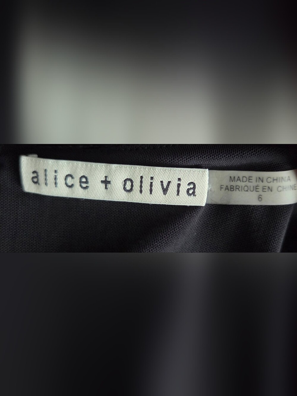 Alice + Olivia Black Textured V-Neck Dress Size 6 - Picture 11 of 13